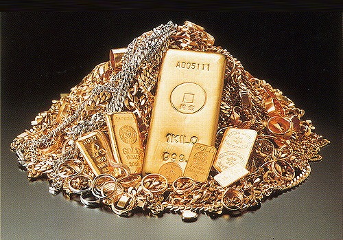 銀は、金と銅に続き、人類に発見された貴金属です。